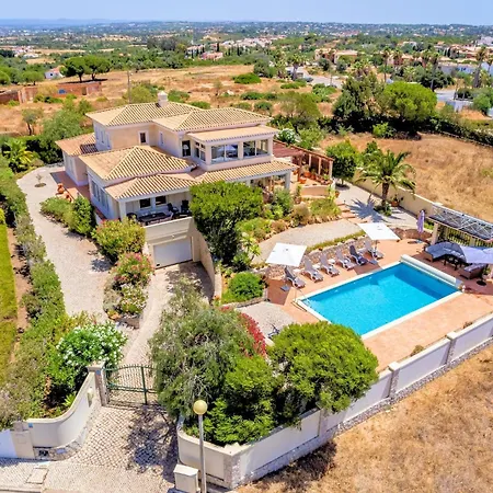 Casa Serrao Private Pool & Sea Glimpses Walk To Dining & Beaches Villa *