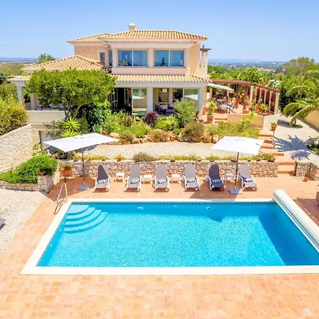 Casa Serrao Private Pool & Sea Glimpses Walk To Dining & Beaches 卡武埃鲁