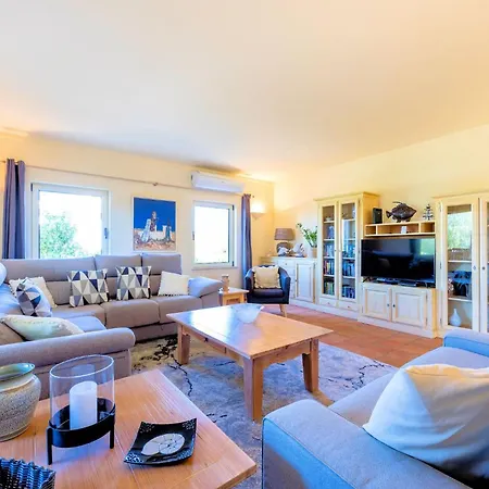 Villa Casa Serrao Private Pool & Sea Glimpses Walk To Dining & Beaches Carvoeiro (Lagoa)