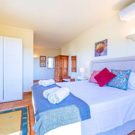 Casa Serrao Private Pool & Sea Glimpses Walk To Dining & Beaches Carvoeiro (Lagoa)