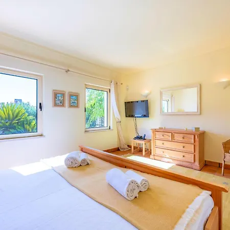 Casa Serrao Private Pool & Sea Glimpses Walk To Dining & Beaches * Carvoeiro (Lagoa)